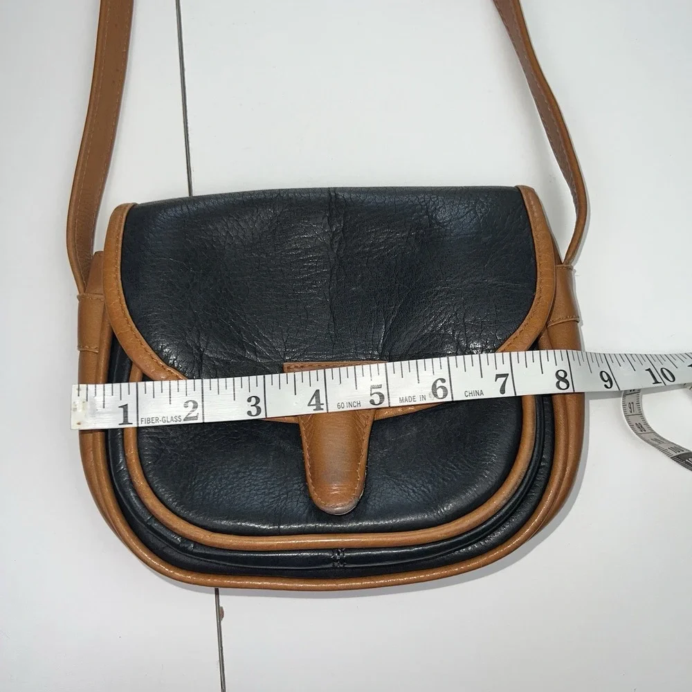 Volare Group Black and Brown Leather Snap Close Crossbody Purse